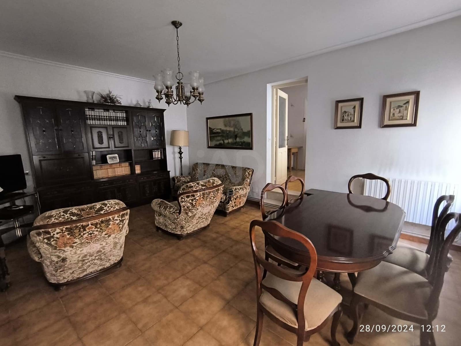 11 sovrum Villa till salu i Leon stad med garage - 91 000 € (Ref: 9991487)