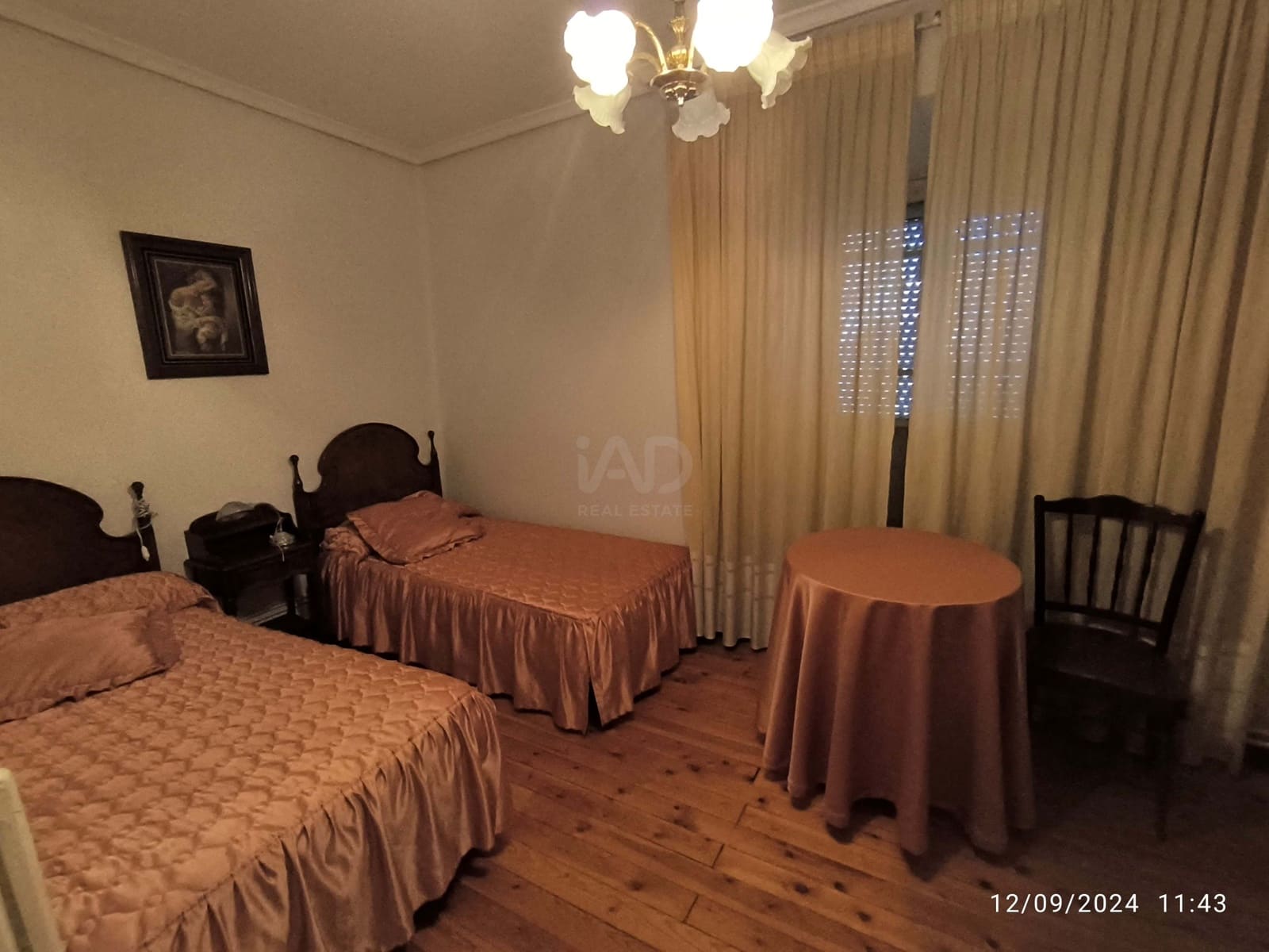 11 sovrum Villa till salu i Leon stad med garage - 91 000 € (Ref: 9991487)