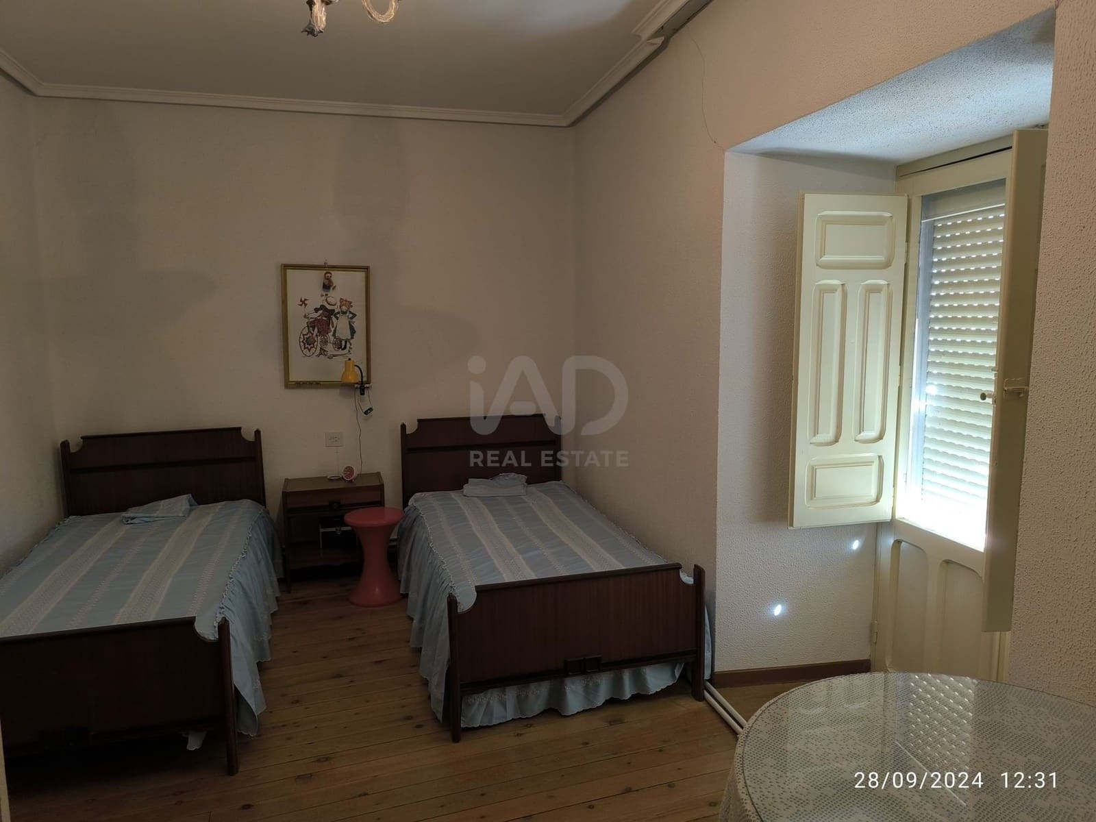 11 sovrum Villa till salu i Leon stad med garage - 91 000 € (Ref: 9991487)
