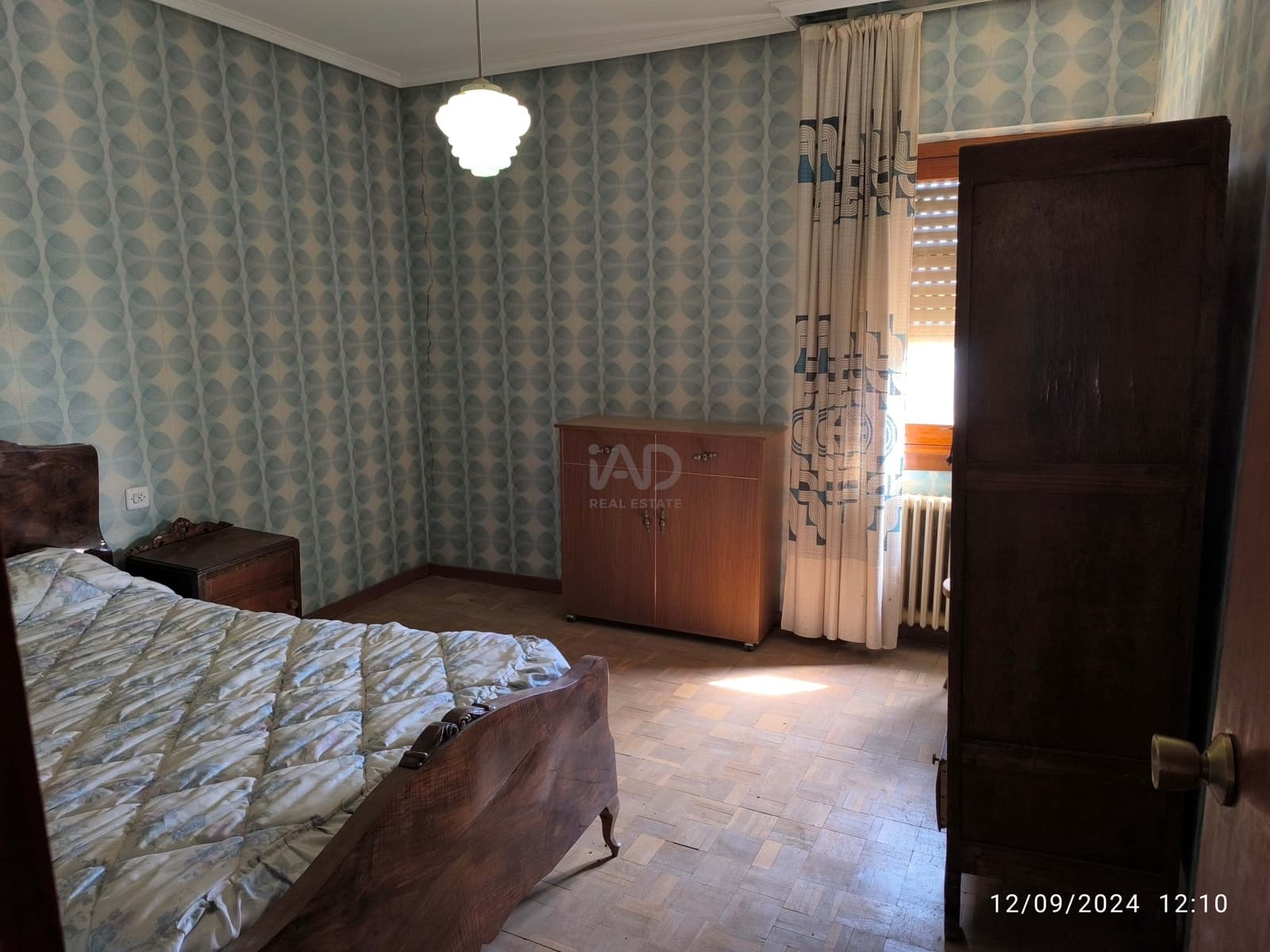 11 sovrum Villa till salu i Leon stad med garage - 91 000 € (Ref: 9991487)
