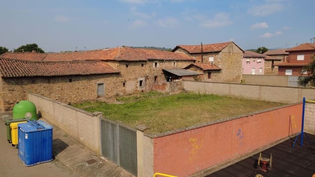 Finca/Herregård til salgs i Leon by - € 129 900 (Ref: 9991492)
