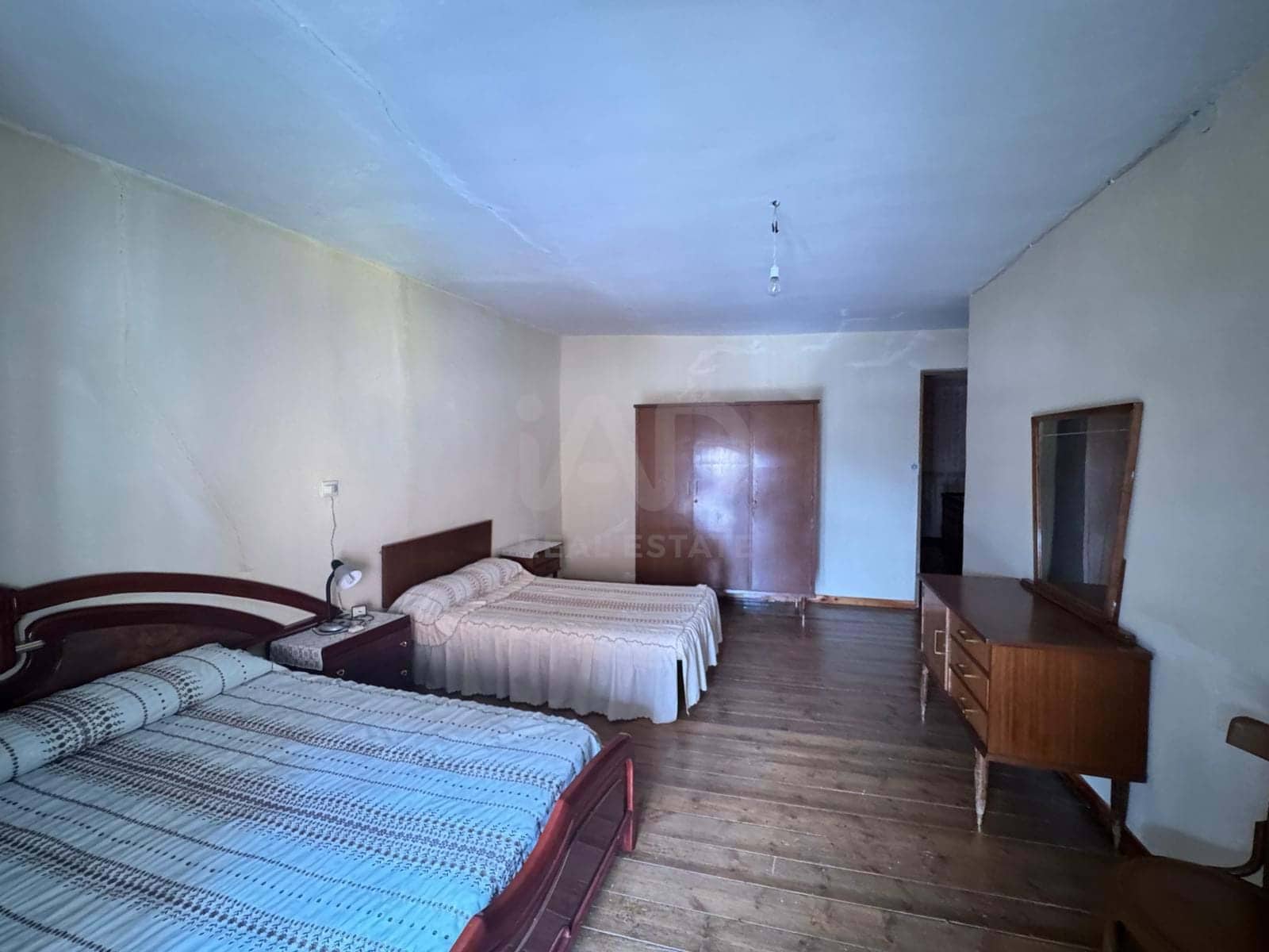 5 quarto Casa em Banda para venda em Leao cidade com garagem - 69 000 € (Ref: 9991493)