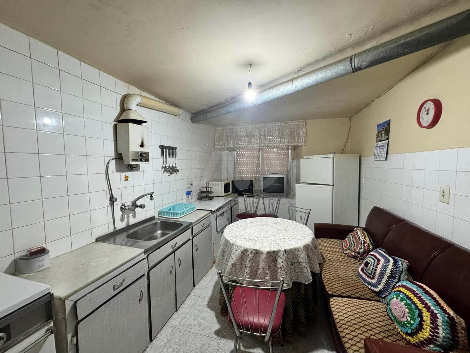 5 quarto Casa em Banda para venda em Leao cidade com garagem - 69 000 € (Ref: 9991493)