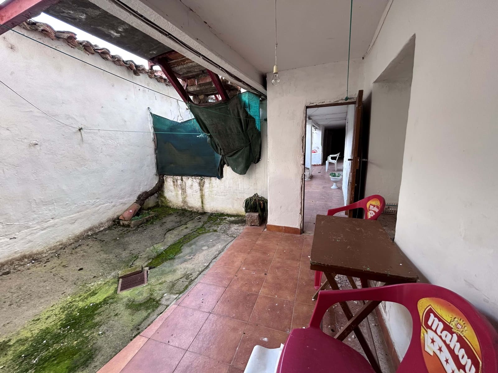 5 quarto Casa em Banda para venda em Leao cidade com garagem - 69 000 € (Ref: 9991493)