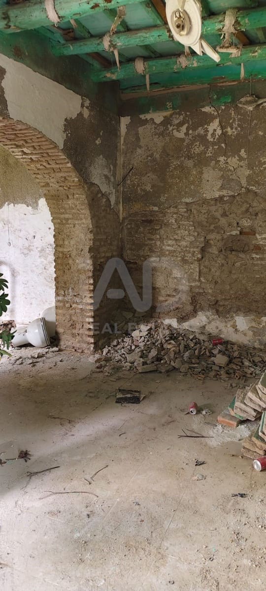 Rudere in vendita in Siviglia citta - 65.000 € (Rif: 9991496)