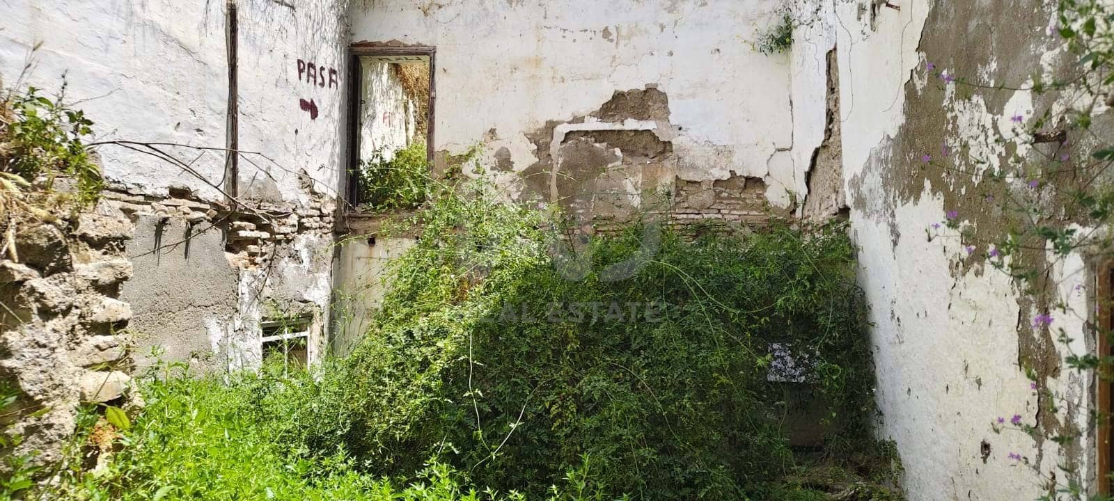 Rudere in vendita in Siviglia citta - 65.000 € (Rif: 9991496)
