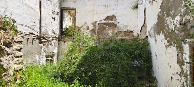 Ruine zu verkaufen in Ecija - 65.000 € (Ref: 9991496)