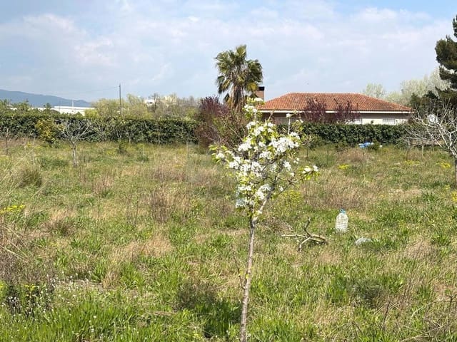 Ubebygd land til salgs i Tarragona by - € 49 900 (Ref: 9991497)
