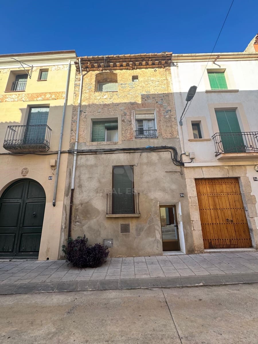 6 Zimmer Haus zu verkaufen in Tarragona Stadt - 160.800 € (Ref: 9991499)