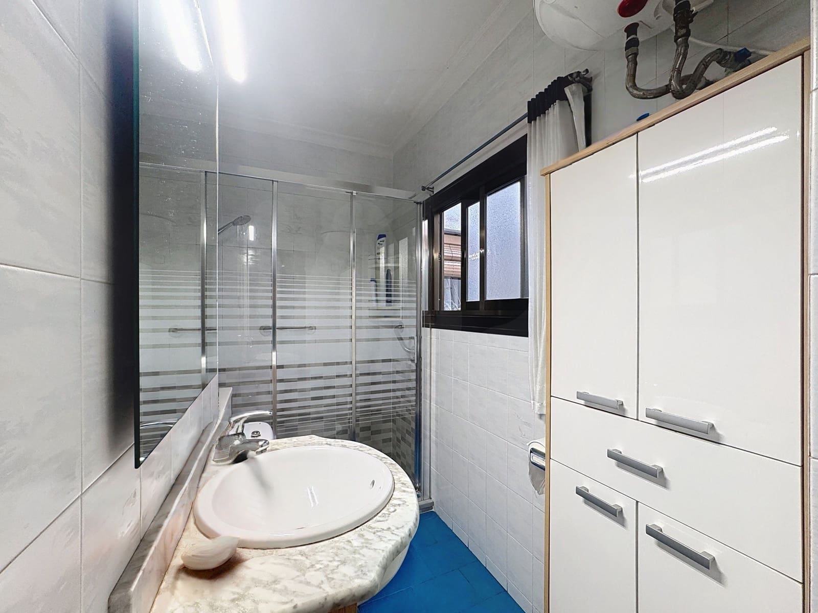 3 soveværelse Lejlighed til salg i Barcelona by - € 250.000 (Ref: 9993580)