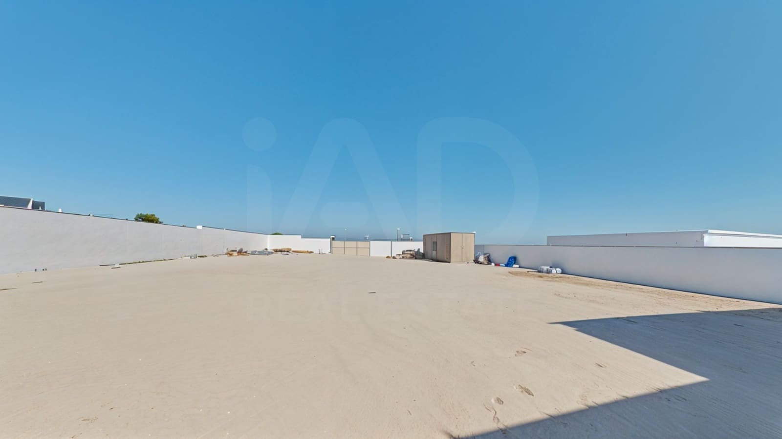 4 quarto Casa em Banda para venda em Cadis cidade com piscina garagem - 400 000 € (Ref: 9993581)