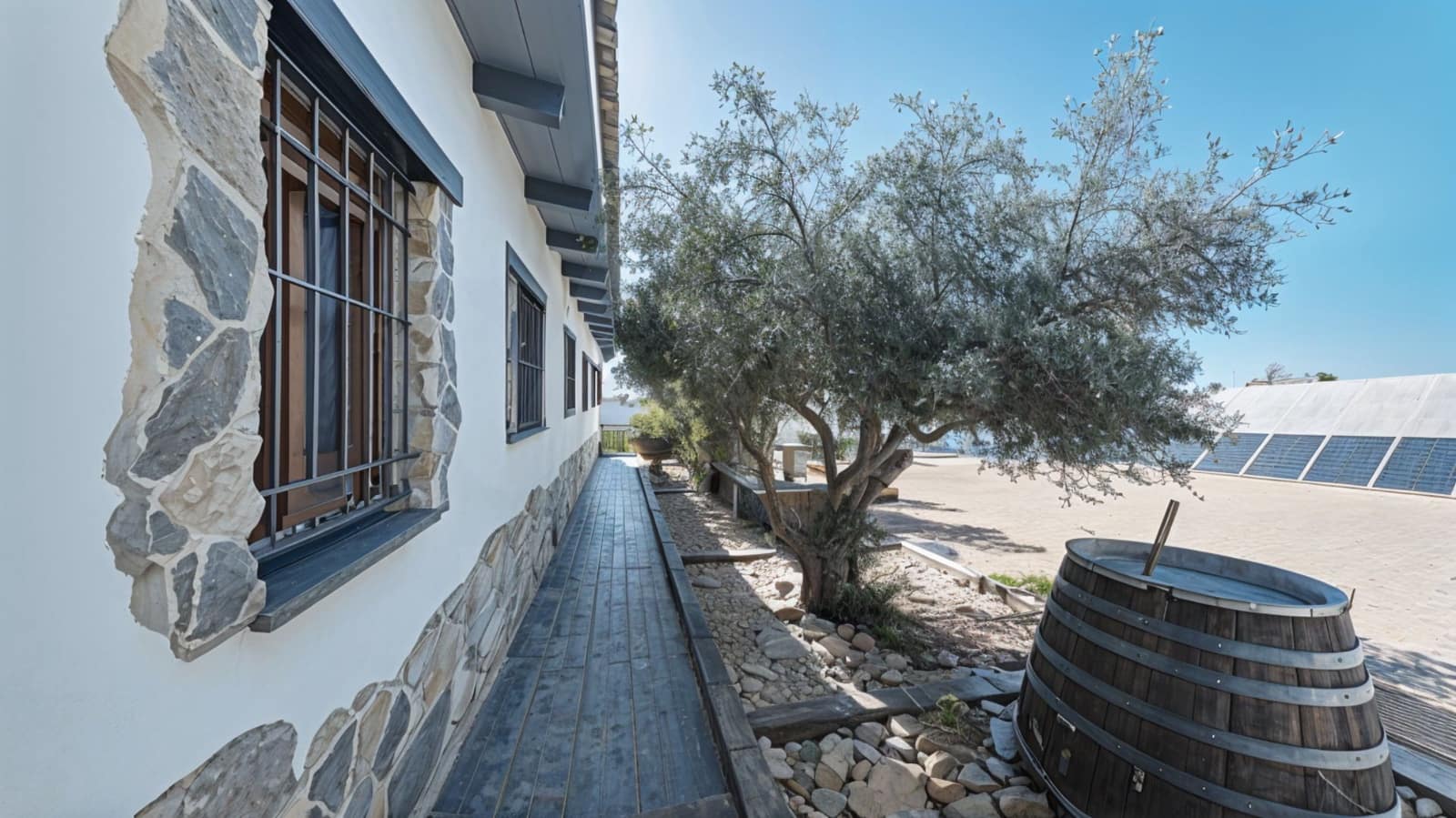 4 quarto Casa em Banda para venda em Cadis cidade com piscina garagem - 400 000 € (Ref: 9993581)
