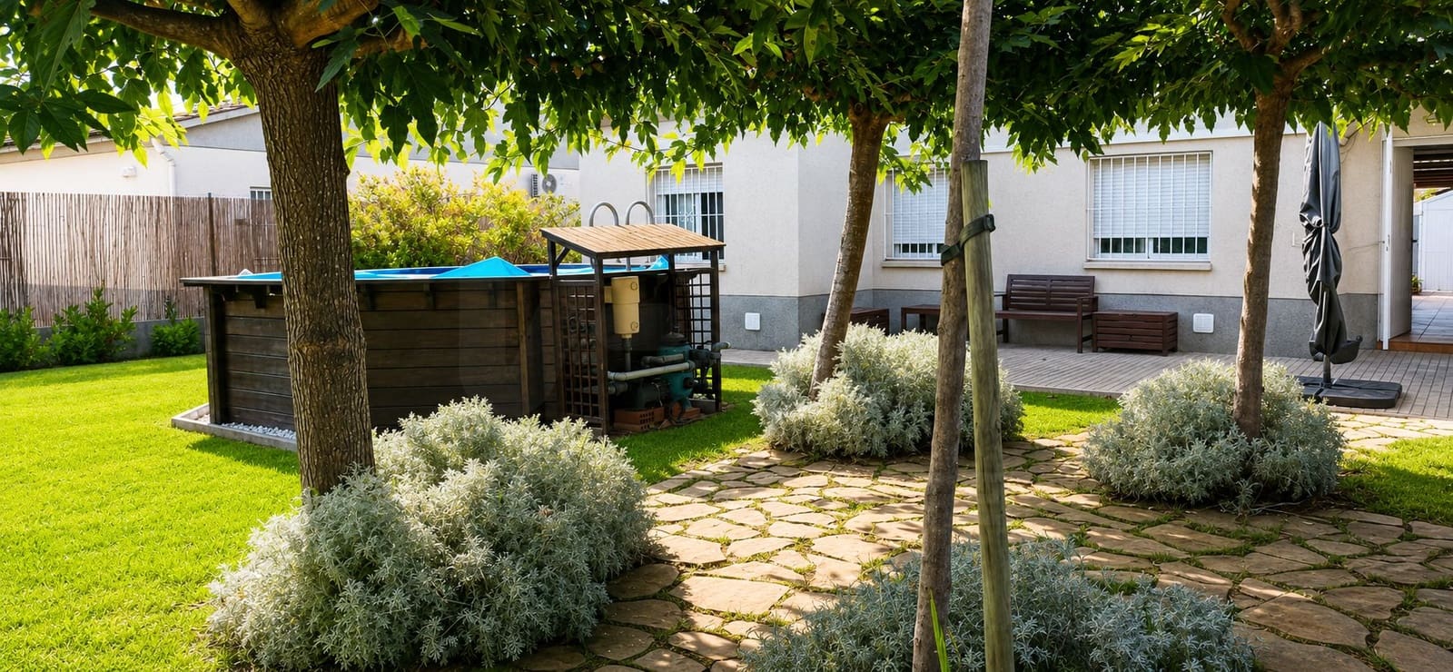 3 chambre Villa/Maison Mitoyenne à vendre à Barcelone ville avec piscine garage - 345 000 € (Ref: 9993583)