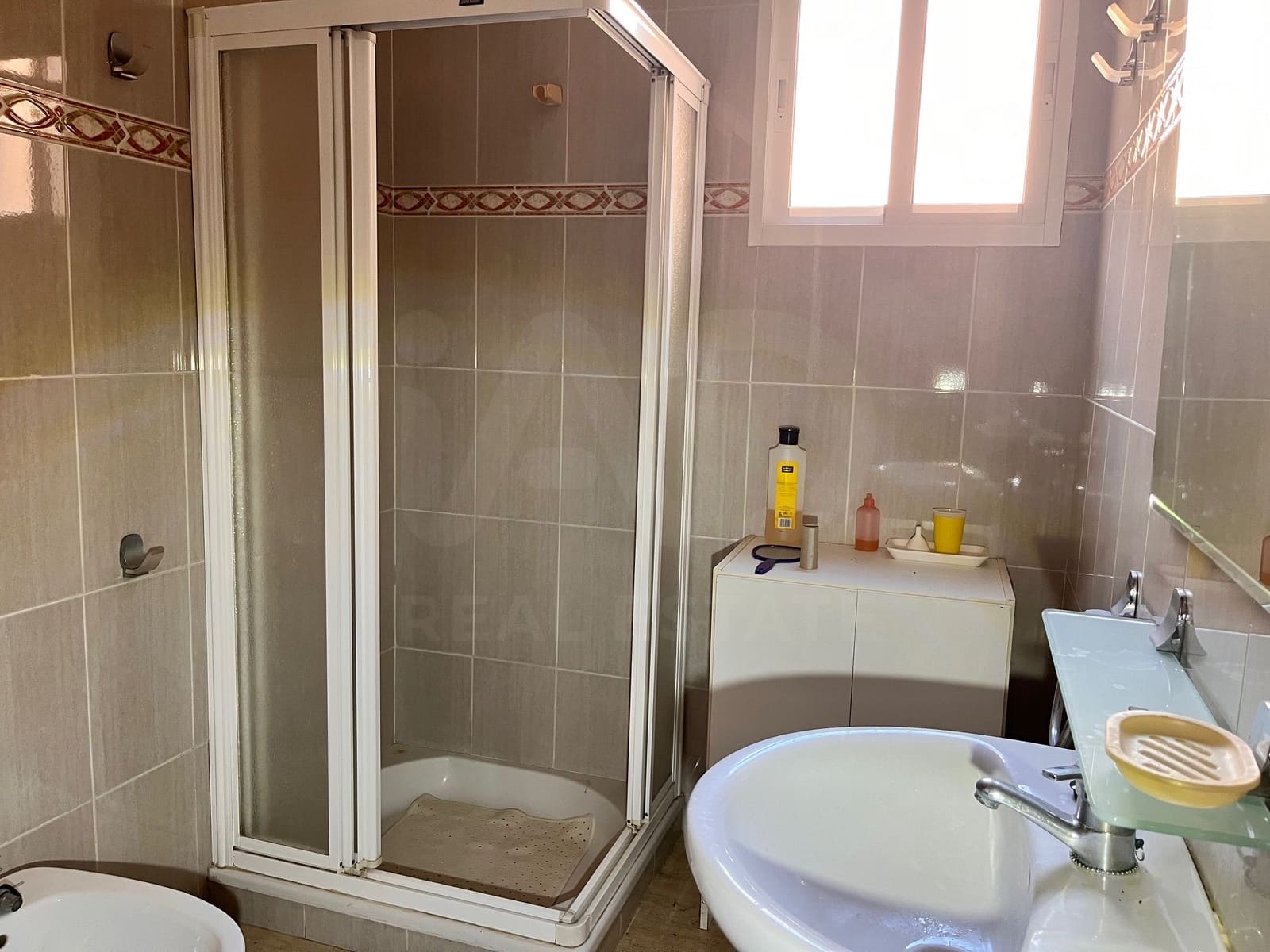 8 slaapkamer Rijtjeshuis te koop in Torreblanca - € 299.000 (Ref: 9993585)