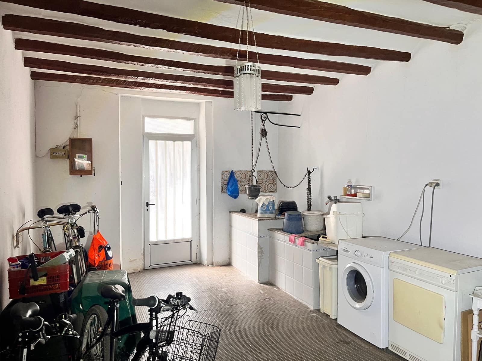 8 slaapkamer Rijtjeshuis te koop in Torreblanca - € 299.000 (Ref: 9993585)