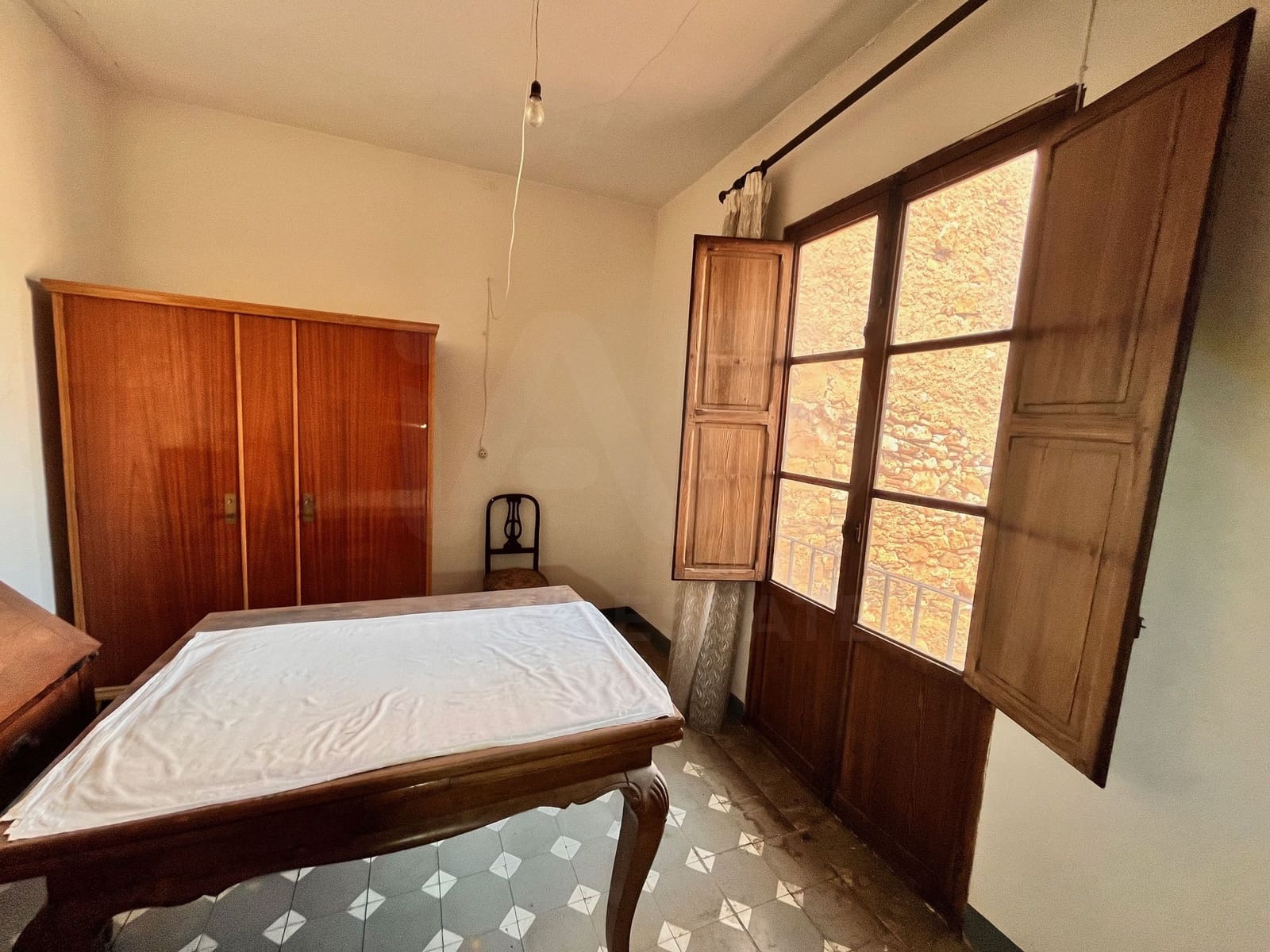 8 slaapkamer Rijtjeshuis te koop in Torreblanca - € 299.000 (Ref: 9993585)