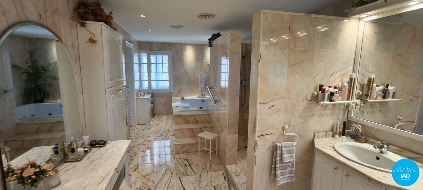 4 sovrum Villa till salu i Sant Jordi d'Alfama med pool garage - 1 400 000 € (Ref: 9993587)