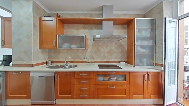 4 soverom Leilighet til salgs i Centro Histórico, Cádiz by - € 353 000 (Ref: 9993588)