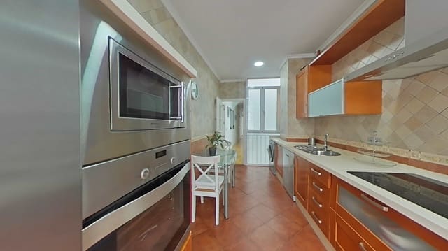 4 soverom Leilighet til salgs i Centro Histórico, Cádiz by - € 353 000 (Ref: 9993588)