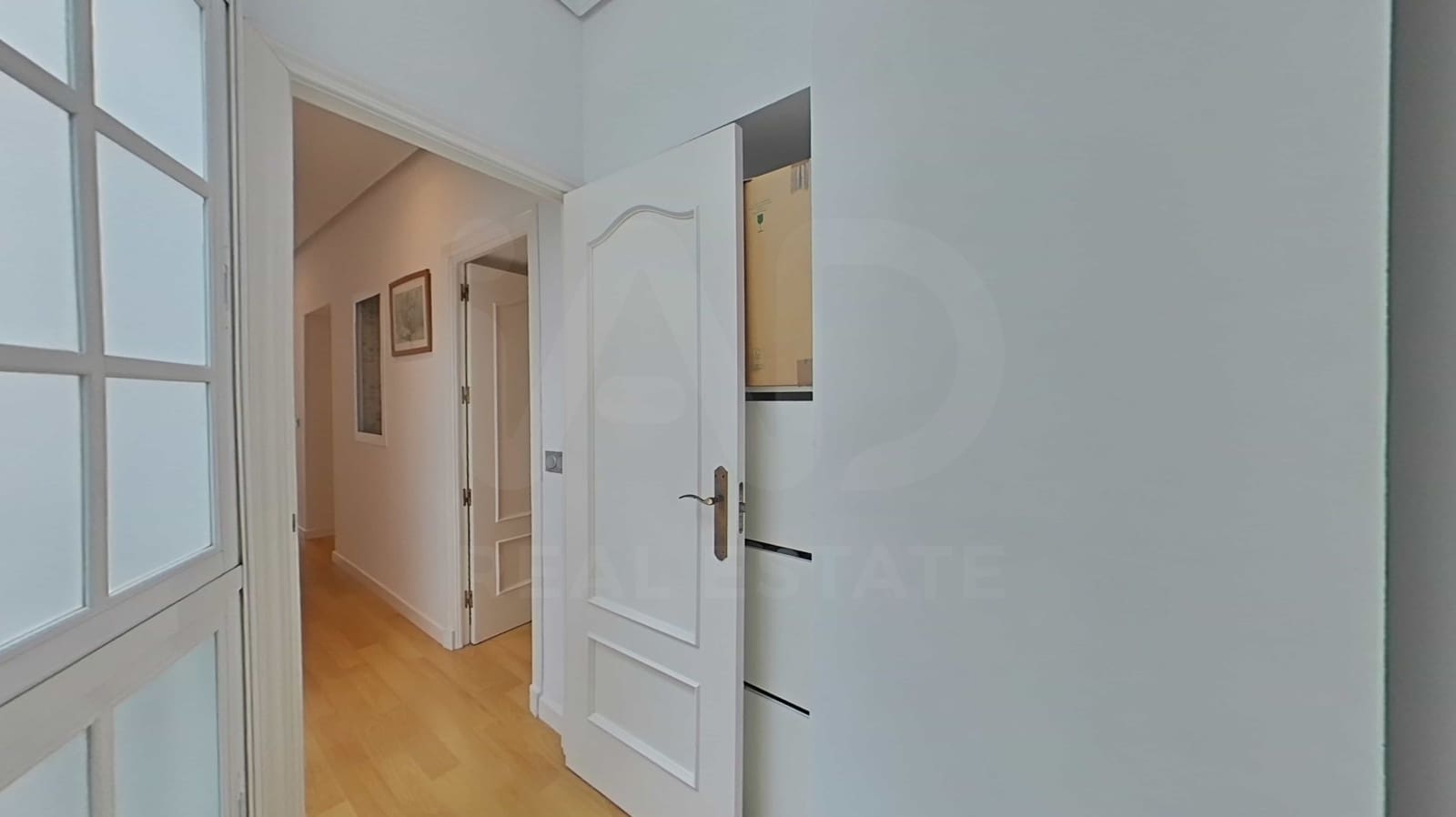 4 soverom Leilighet til salgs i Cadiz by - € 353 000 (Ref: 9993588)