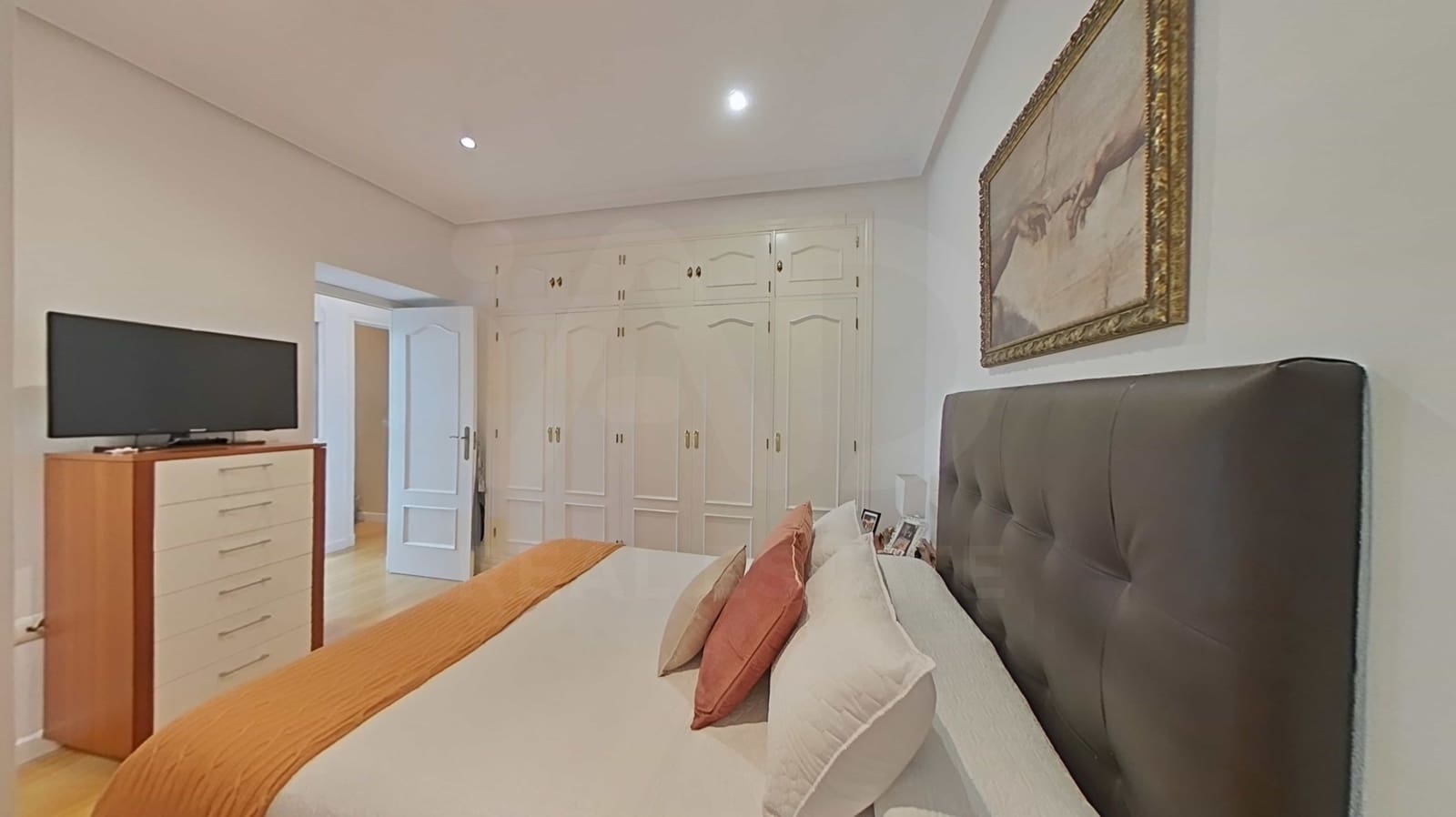 4 soverom Leilighet til salgs i Cadiz by - € 353 000 (Ref: 9993588)