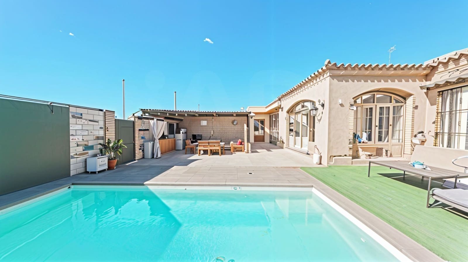 3 chambre Maison de Ville à vendre à Cadix ville avec piscine garage - 350 000 € (Ref: 9993589)