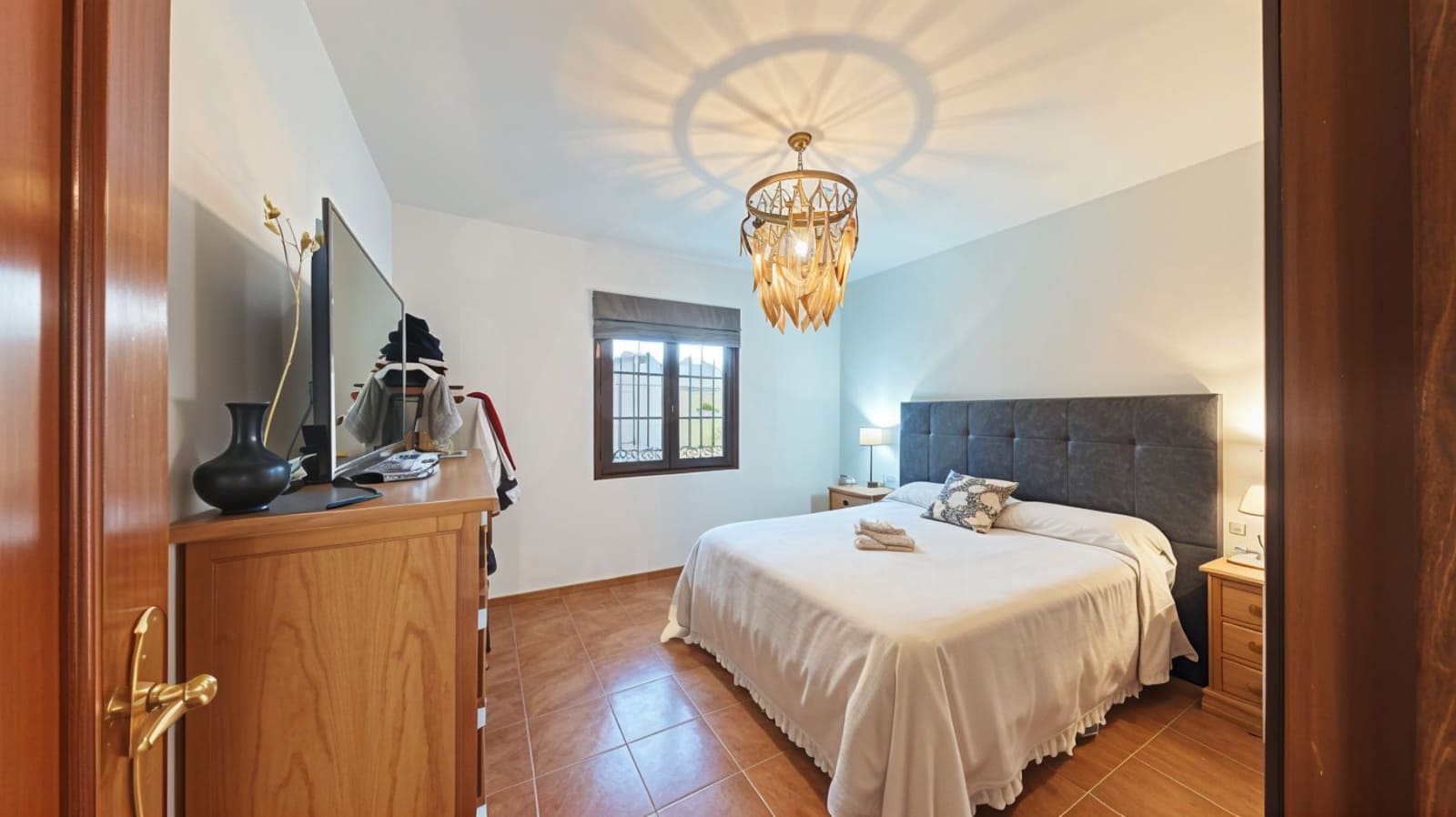 3 chambre Maison de Ville à vendre à Cadix ville avec piscine garage - 350 000 € (Ref: 9993589)