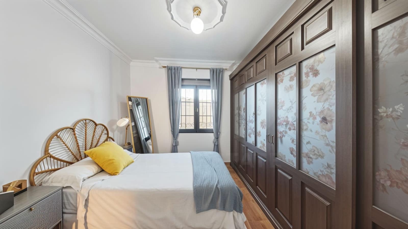 3 chambre Maison de Ville à vendre à Cadix ville avec piscine garage - 350 000 € (Ref: 9993589)