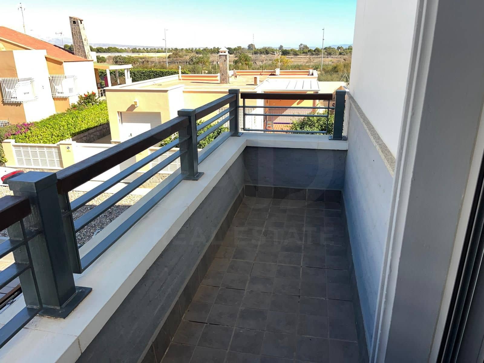 5 sypialnia Dom szeregowy na sprzedaż w Miasto Almeria z basenem garażem - 855 000 € (Ref: 9993592)