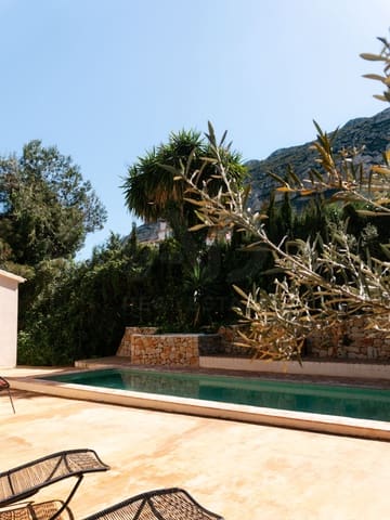 Casa de 3 habitaciones en El Montgó, Dénia en venta con piscina - 947.000 € (Ref: 9993593)
