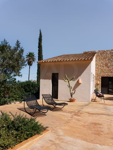 Casa de 3 habitaciones en El Montgó, Dénia en venta con piscina - 947.000 € (Ref: 9993593)
