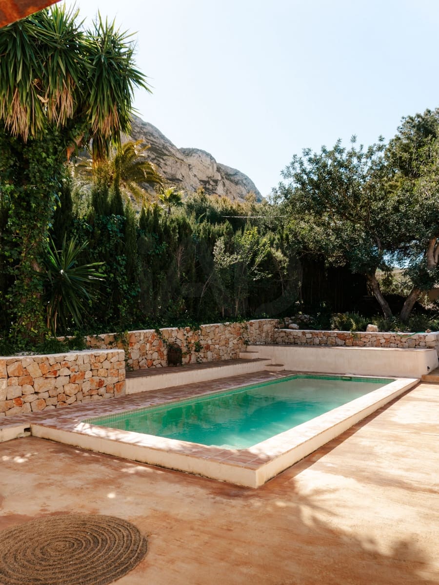 Casa de 3 habitaciones en Alicante / Alacant ciudad en venta con piscina - 947.000 € (Ref: 9993593)