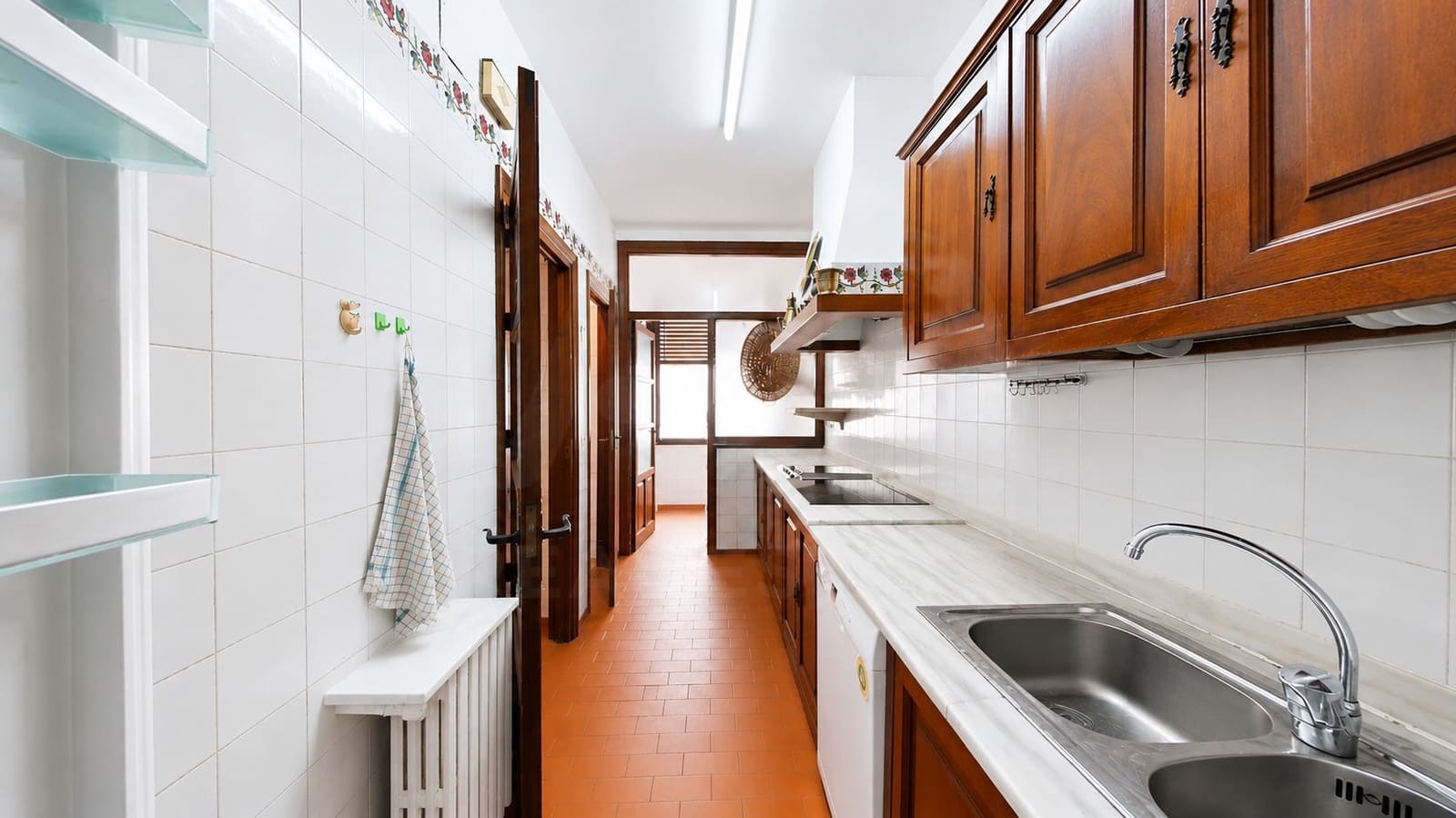 4 soveværelse Lejlighed til salg i Cordoba by med garage - € 700.000 (Ref: 9993594)
