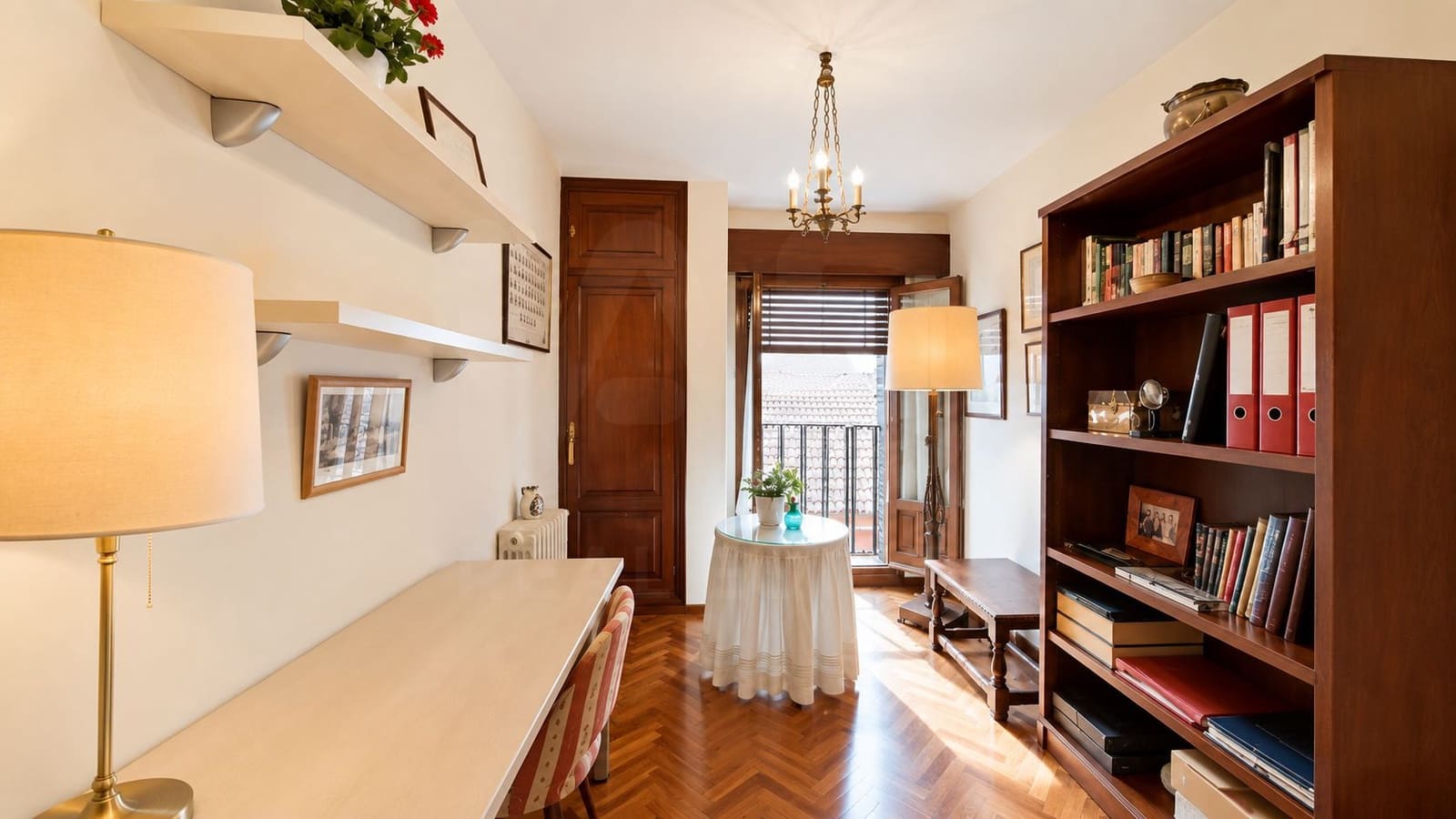 4 soveværelse Lejlighed til salg i Cordoba by med garage - € 700.000 (Ref: 9993594)