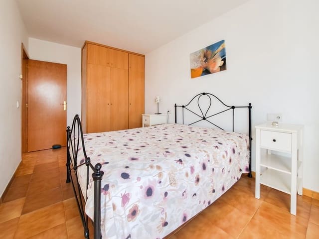 3 slaapkamer Huis te koop in Playa Blanca, Yaiza met zwembad garage - € 625.000 (Ref: 9993596)