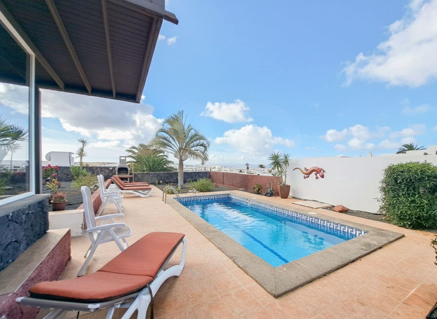 3 slaapkamer Huis te koop in Playa Blanca met zwembad garage - € 625.000 (Ref: 9993596)