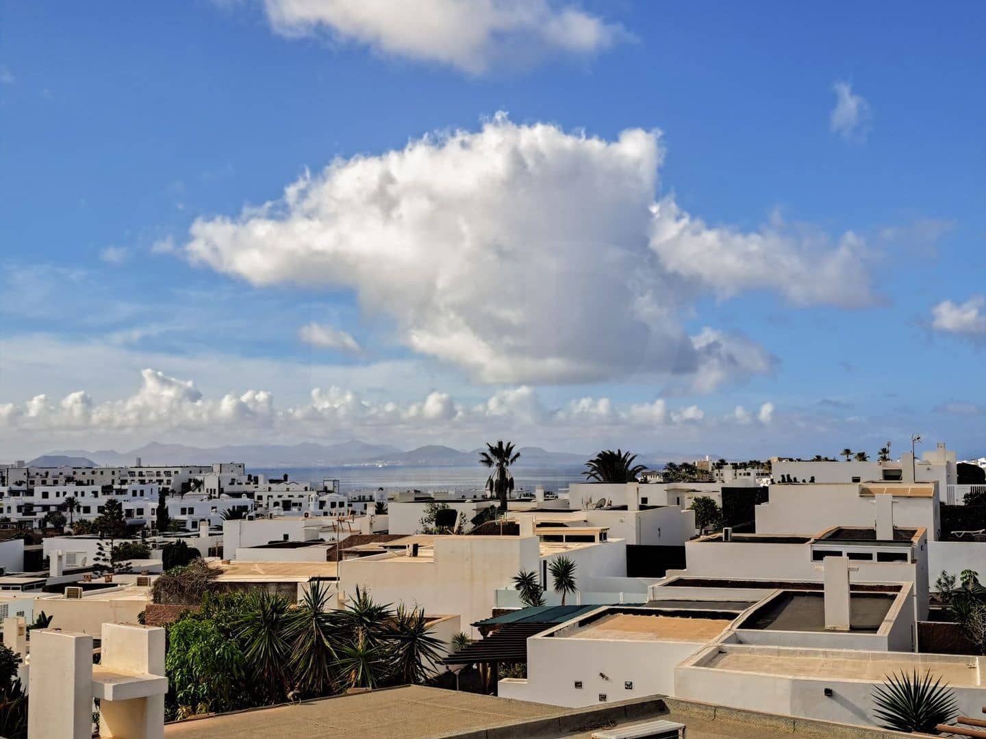 3 slaapkamer Huis te koop in Playa Blanca met zwembad garage - € 625.000 (Ref: 9993596)