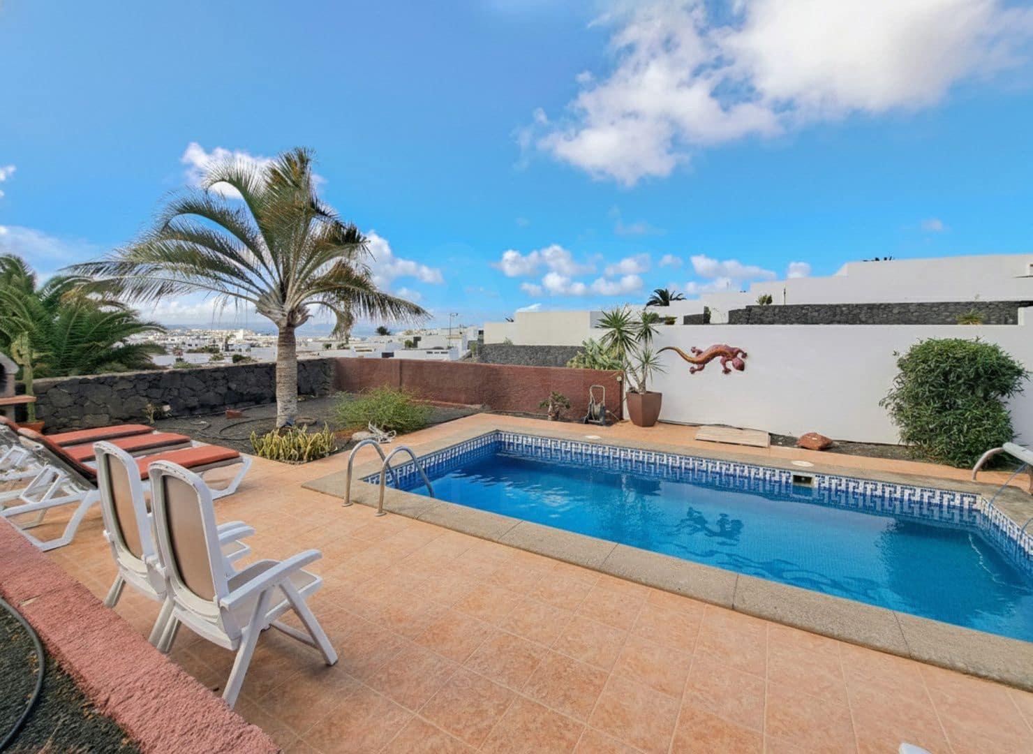 3 slaapkamer Huis te koop in Playa Blanca met zwembad garage - € 625.000 (Ref: 9993596)