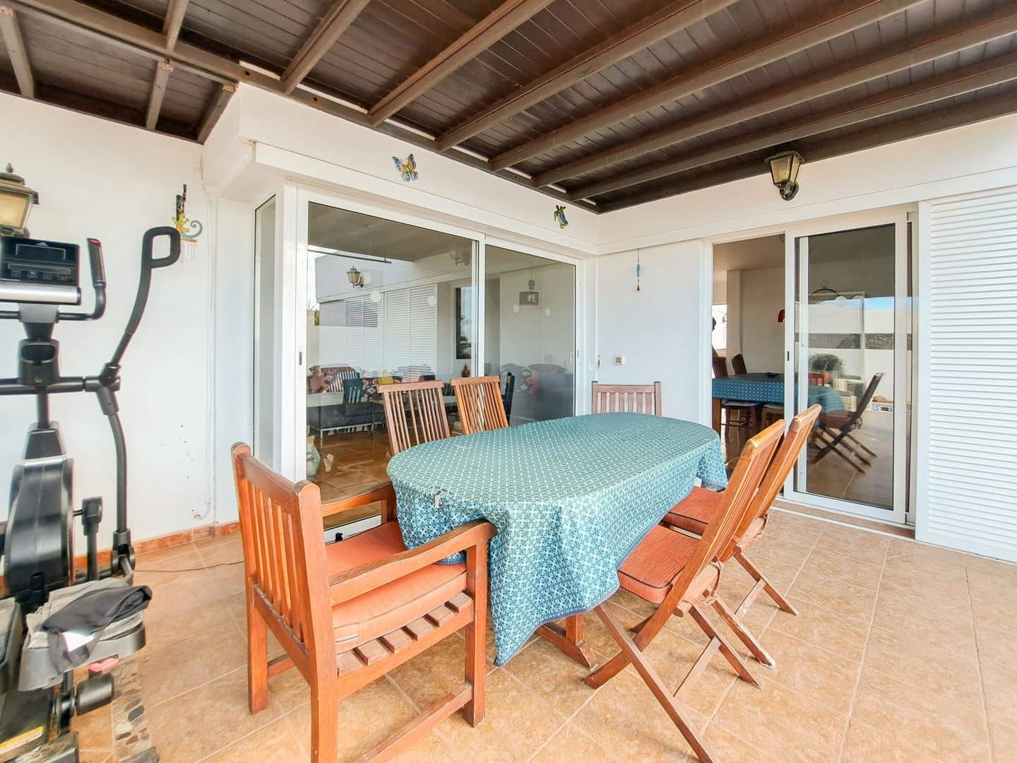 3 slaapkamer Huis te koop in Playa Blanca met zwembad garage - € 625.000 (Ref: 9993596)