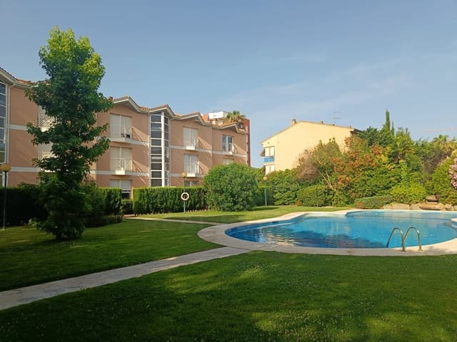 3 soveværelse Lejlighed til salg i Platja d'Aro, Castell-Platja d'Aro med swimmingpool garage - € 395.000 (Ref: 9993597)
