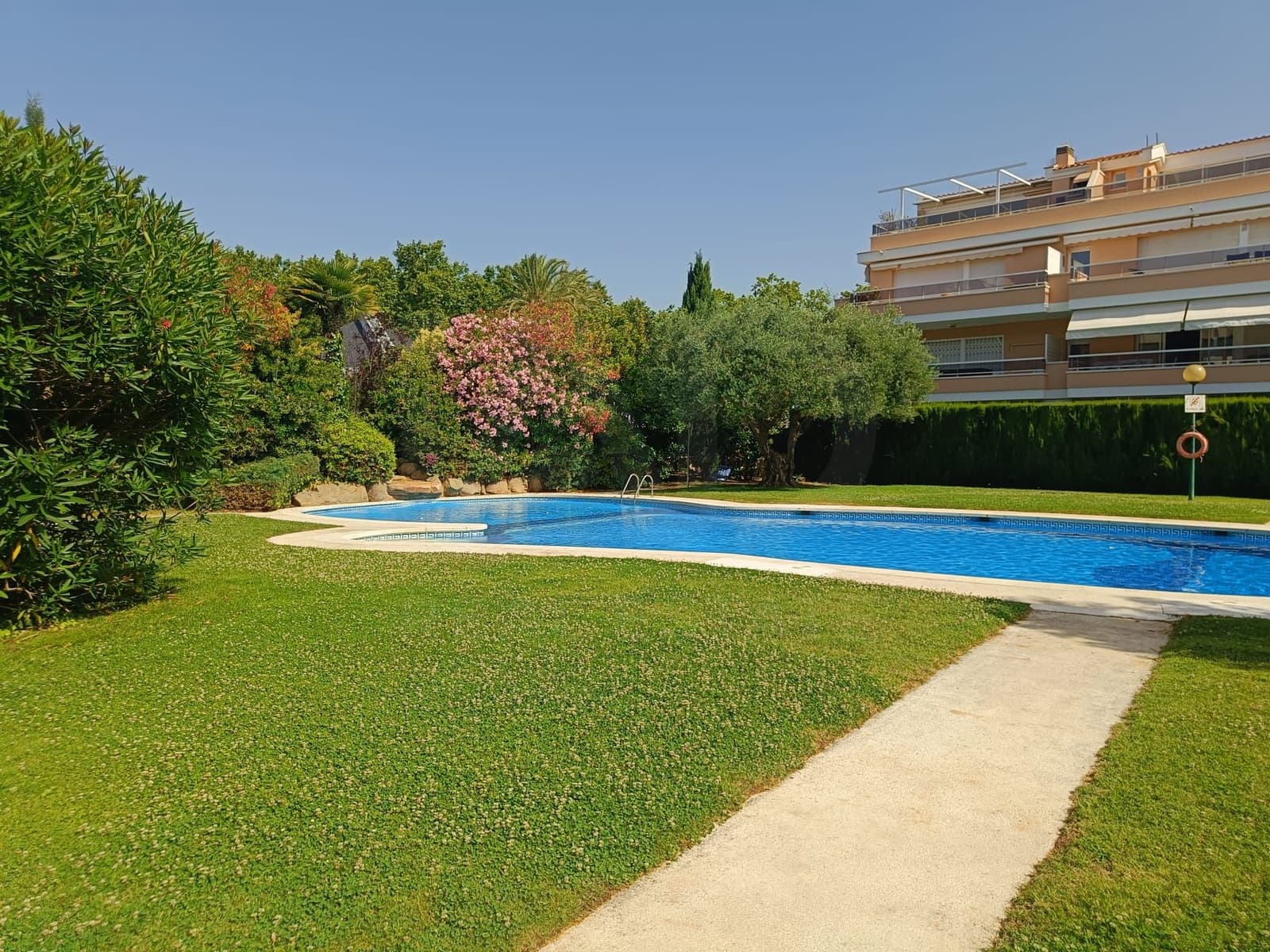 3 soveværelse Lejlighed til salg i Platja d'Aro med swimmingpool garage - € 395.000 (Ref: 9993597)