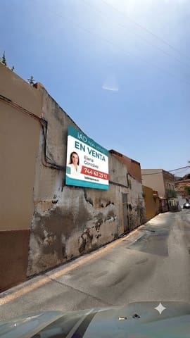 Mark till salu i Carlinda, Málaga stad - 230 000 € (Ref: 9993598)