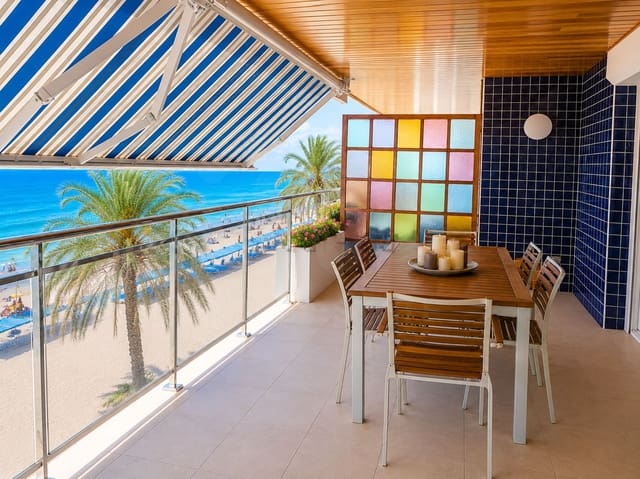 4 soveværelse Lejlighed til salg i Tarragona by - € 1.200.000 (Ref: 9993600)