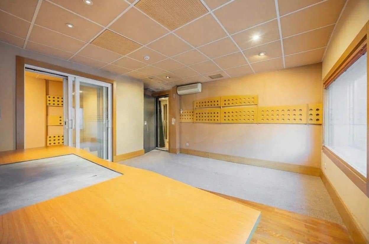 Comercial para venda em Madrid cidade - 1 200 000 € (Ref: 9993646)