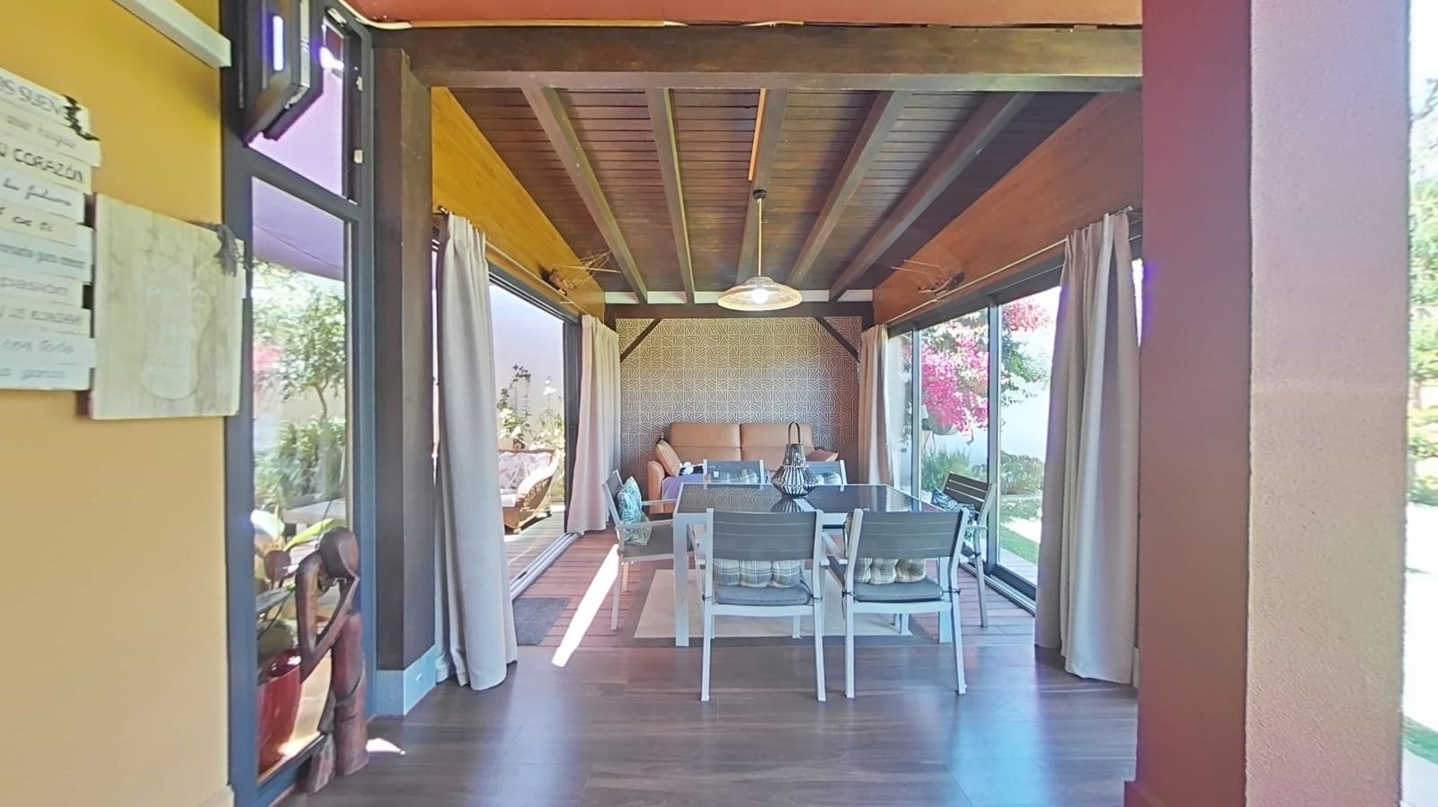 Casa de 3 habitaciones en Cádiz ciudad en venta con piscina garaje - 590.000 € (Ref: 9993714)