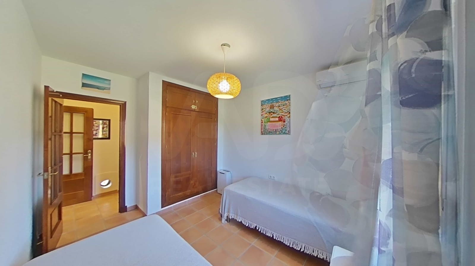 Casa de 3 habitaciones en Cádiz ciudad en venta con piscina garaje - 590.000 € (Ref: 9993714)