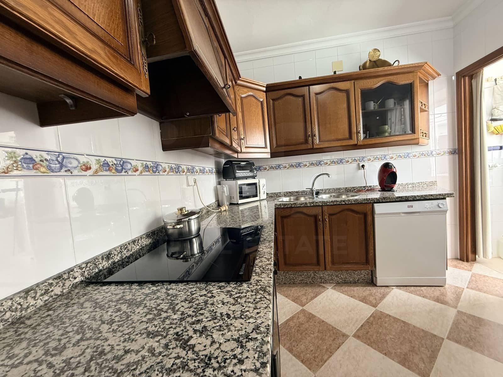 4 makuuhuone Huoneisto myytävänä paikassa Huelva kaupunki - 136 000 € (Ref: 9993715)
