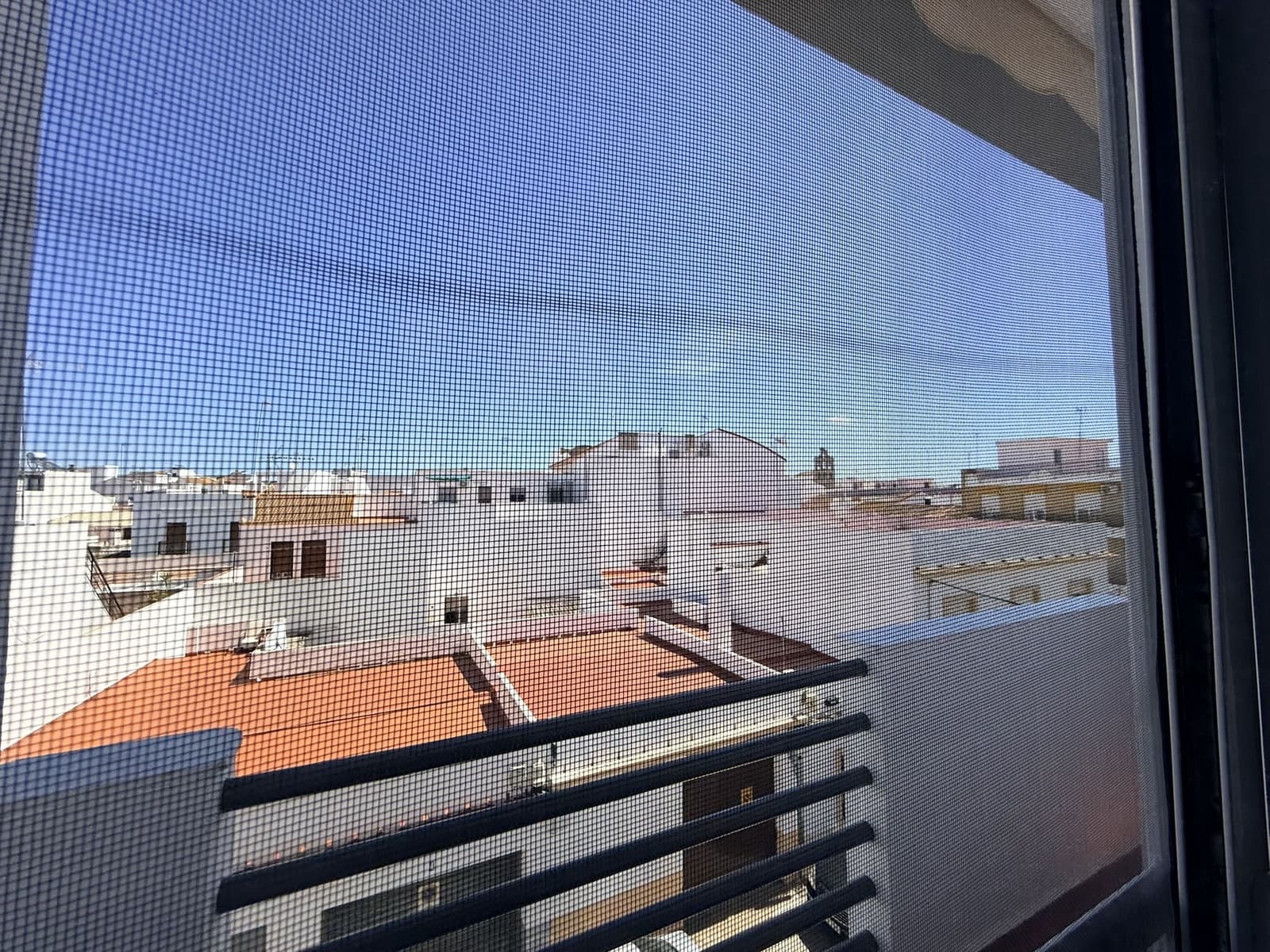 4 makuuhuone Huoneisto myytävänä paikassa Huelva kaupunki - 136 000 € (Ref: 9993715)