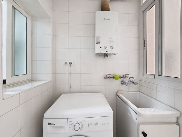 Apartamento de 4 habitaciones en Camino de Ronda - Rosaleda, Granada ciudad en venta - 330.000 € (Ref: 9993717)