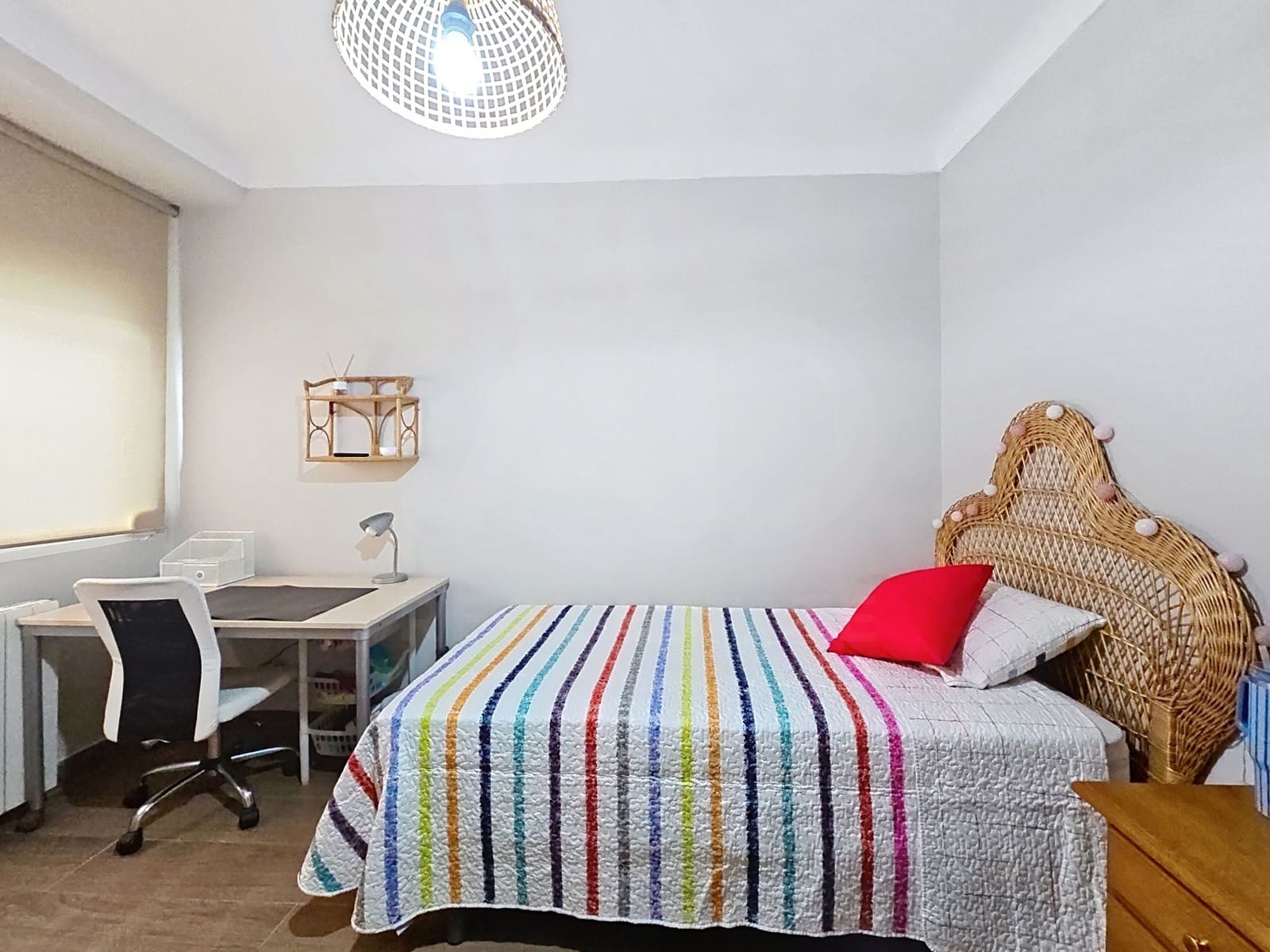 Apartamento de 4 habitaciones en Granada ciudad en venta - 330.000 € (Ref: 9993717)